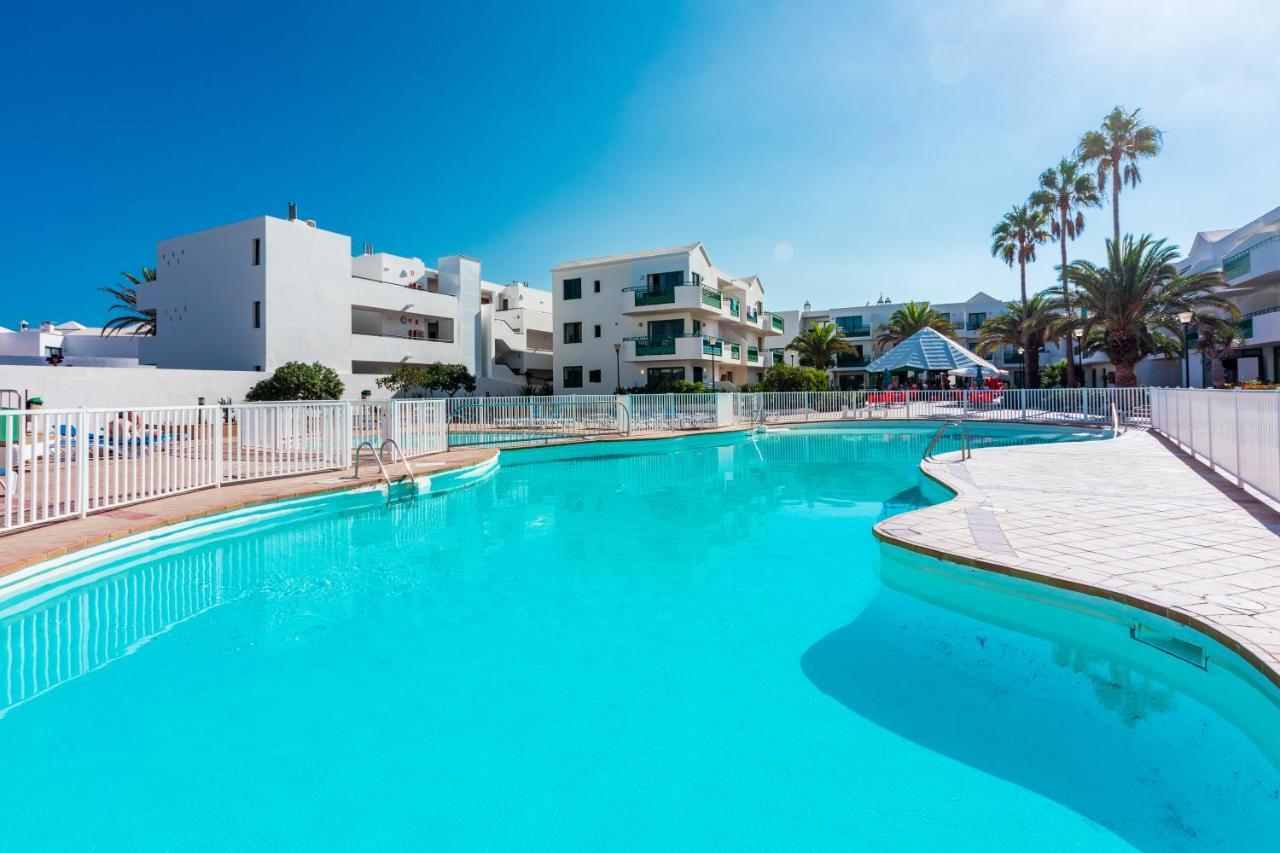 Vivienda Vacacional Namana Beach Costa Teguise Exterior photo